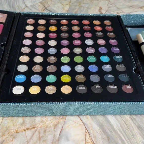 Ulta Beauty Glittery Teal Beauty Box - Picture 7 of 13